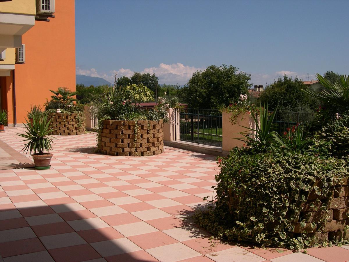 Residence Miralago Rooms & Apartments Manerba del Garda Εξωτερικό φωτογραφία