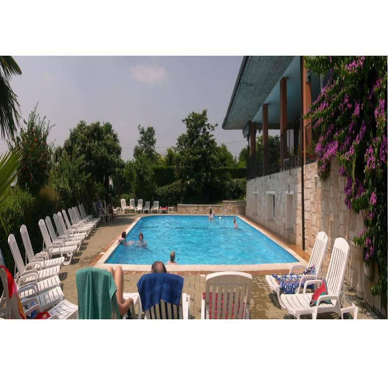 Residence Miralago Rooms & Apartments Manerba del Garda Εξωτερικό φωτογραφία