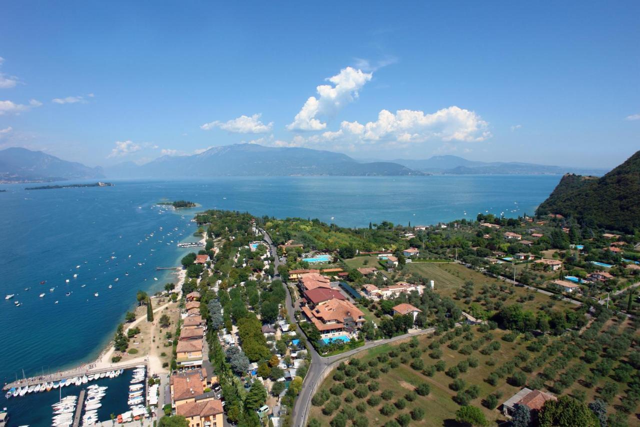 Residence Miralago Rooms & Apartments Manerba del Garda Δωμάτιο φωτογραφία